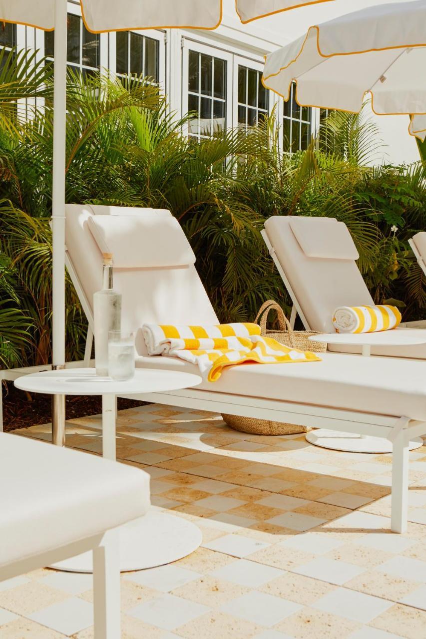 Palm Heights Hotell George Town Exteriör bild