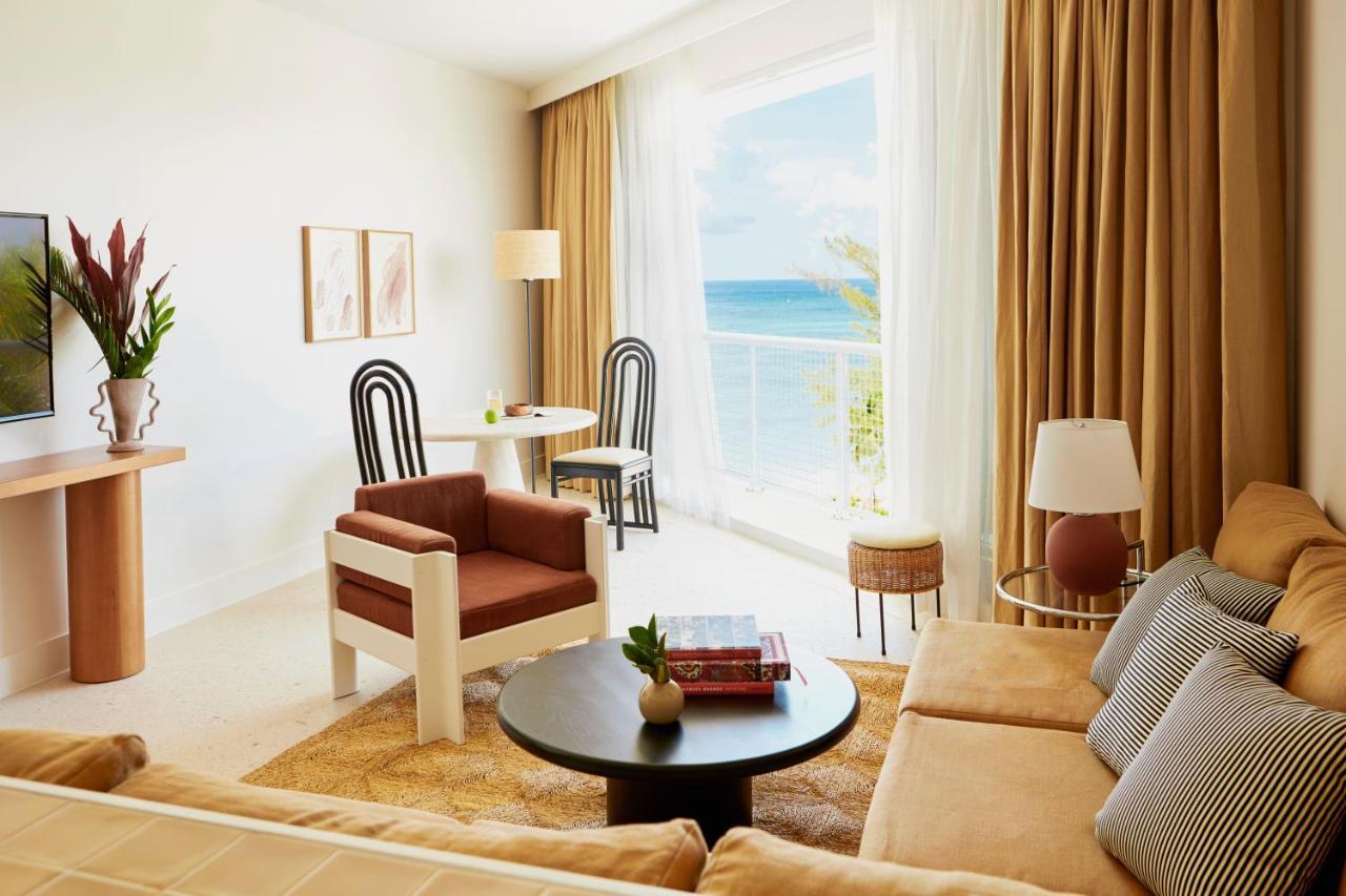 Palm Heights Hotell George Town Exteriör bild